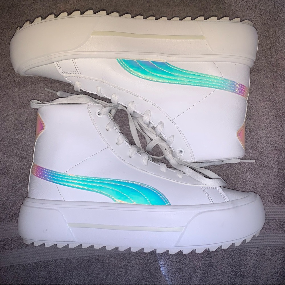 Women’s Puma White Platform Sneakers with Iridescent Accents Size 9.5